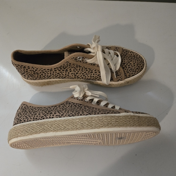 never worn sz 10 fashion sneakers - Picture 4 of 6